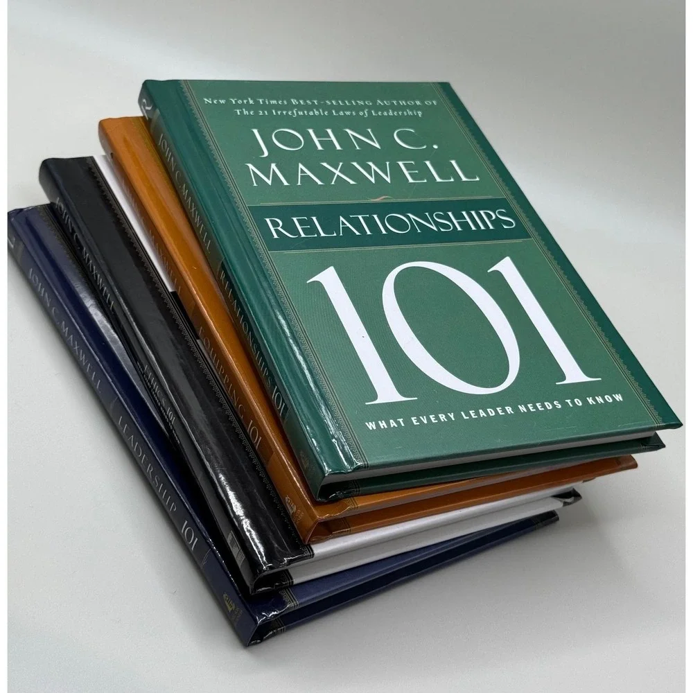 collection of books by‎ John C. Maxwell bundle of 4
